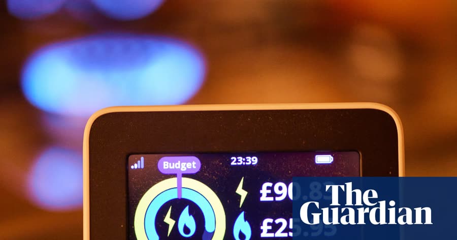 UK energy bills forecast to jump by £276 as price cap rises